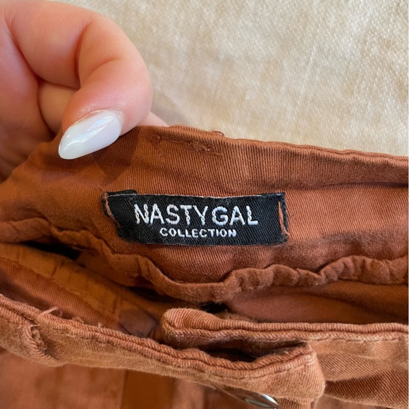 Gently worn Nasty Gal button up brown skirt - Picture 4 of 4